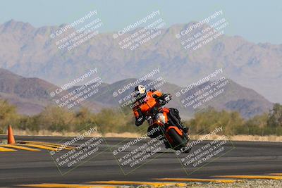 media/Nov-06-2022-SoCal Trackdays (Sun) [[208d2ccc26]]/Turn 14 (930am)/